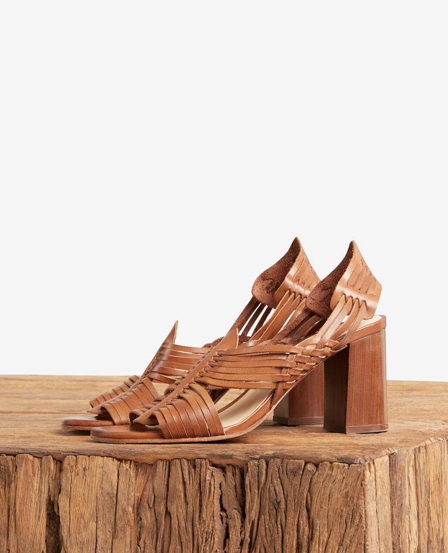 Braided sandals Cognac Fonelle