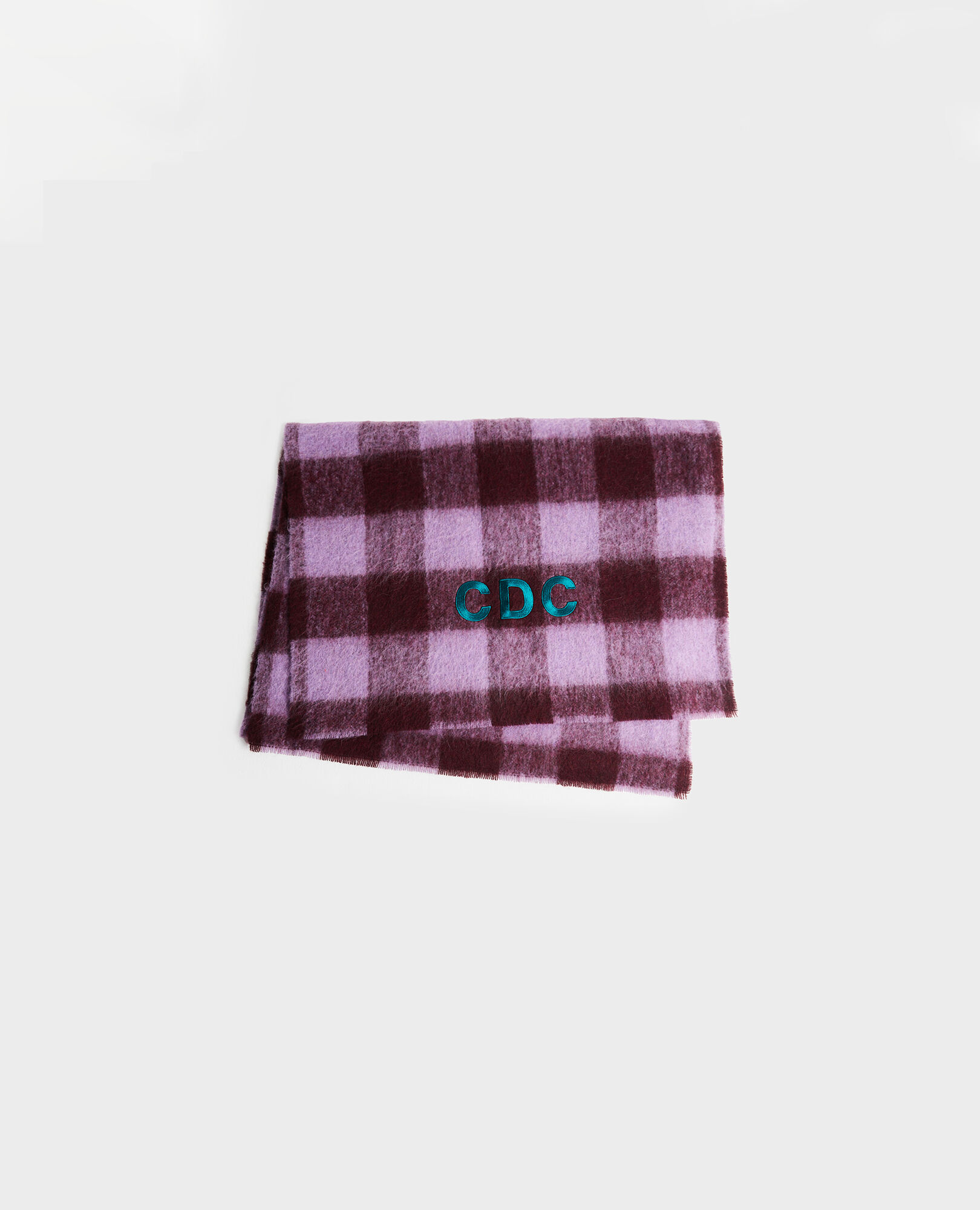 "CDC" embroidered wool XXL scarf Pastel lilac Maxou