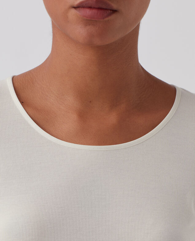 Slim fit t-shirt A040 ivory