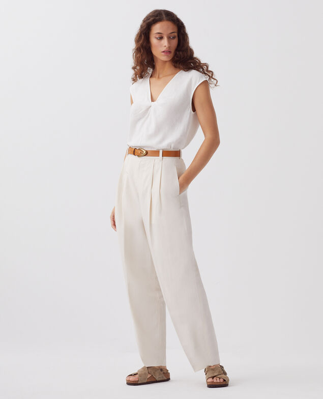 Pleated trousers J314 beige