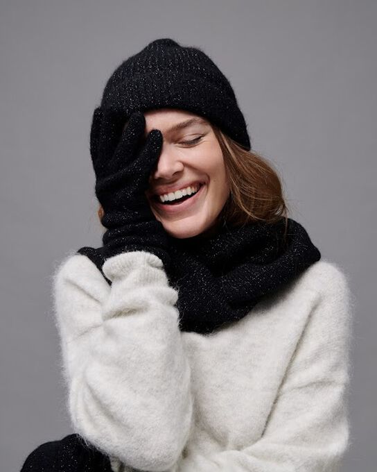 Alpaca blend beanie A092 BLACK KNIT