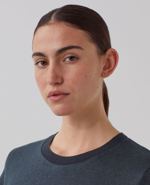 AMANDINE: linen round neck t-shirt J690 blueberry