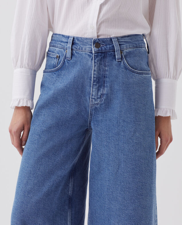 JEANETTE - Wide jeans J621 light blue