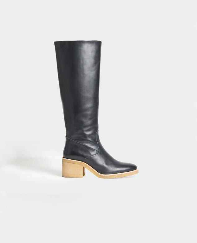 Leather boots with a crepe sole Black beauty