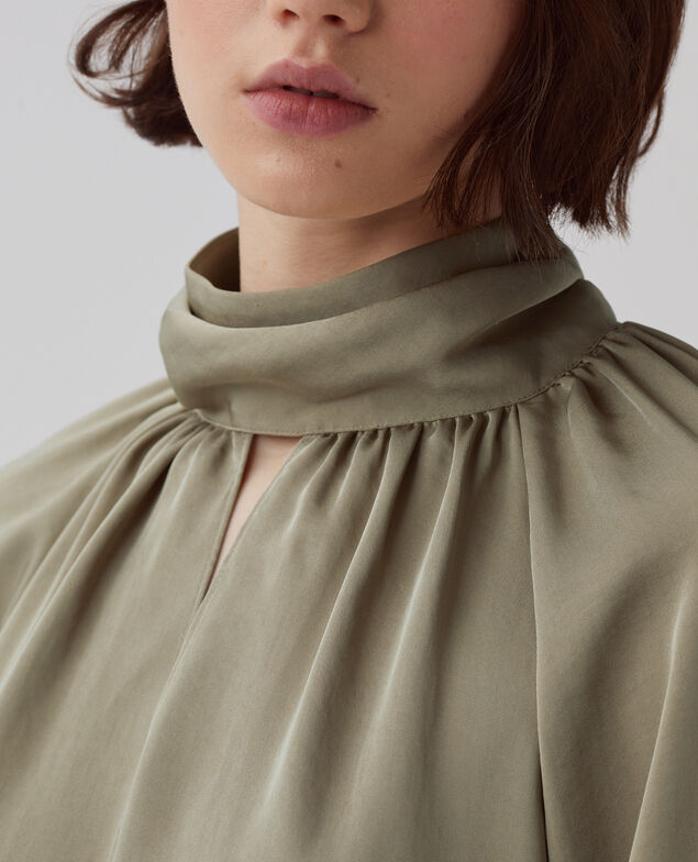 Flowing blouse I560 covert green