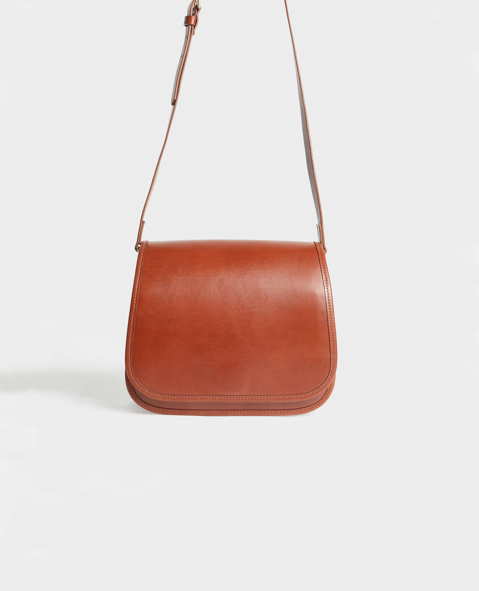 Leather messenger bag Camel Mauriac