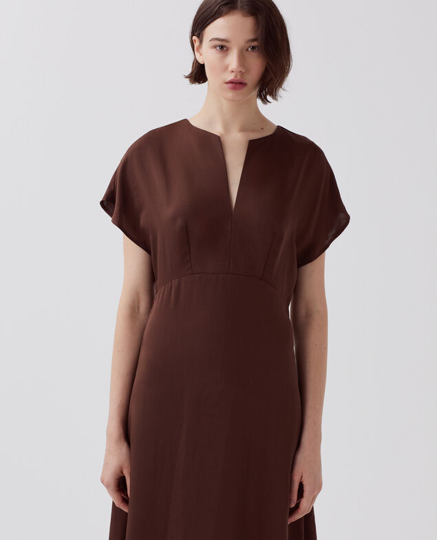 Flowing dress I390 coffee bean