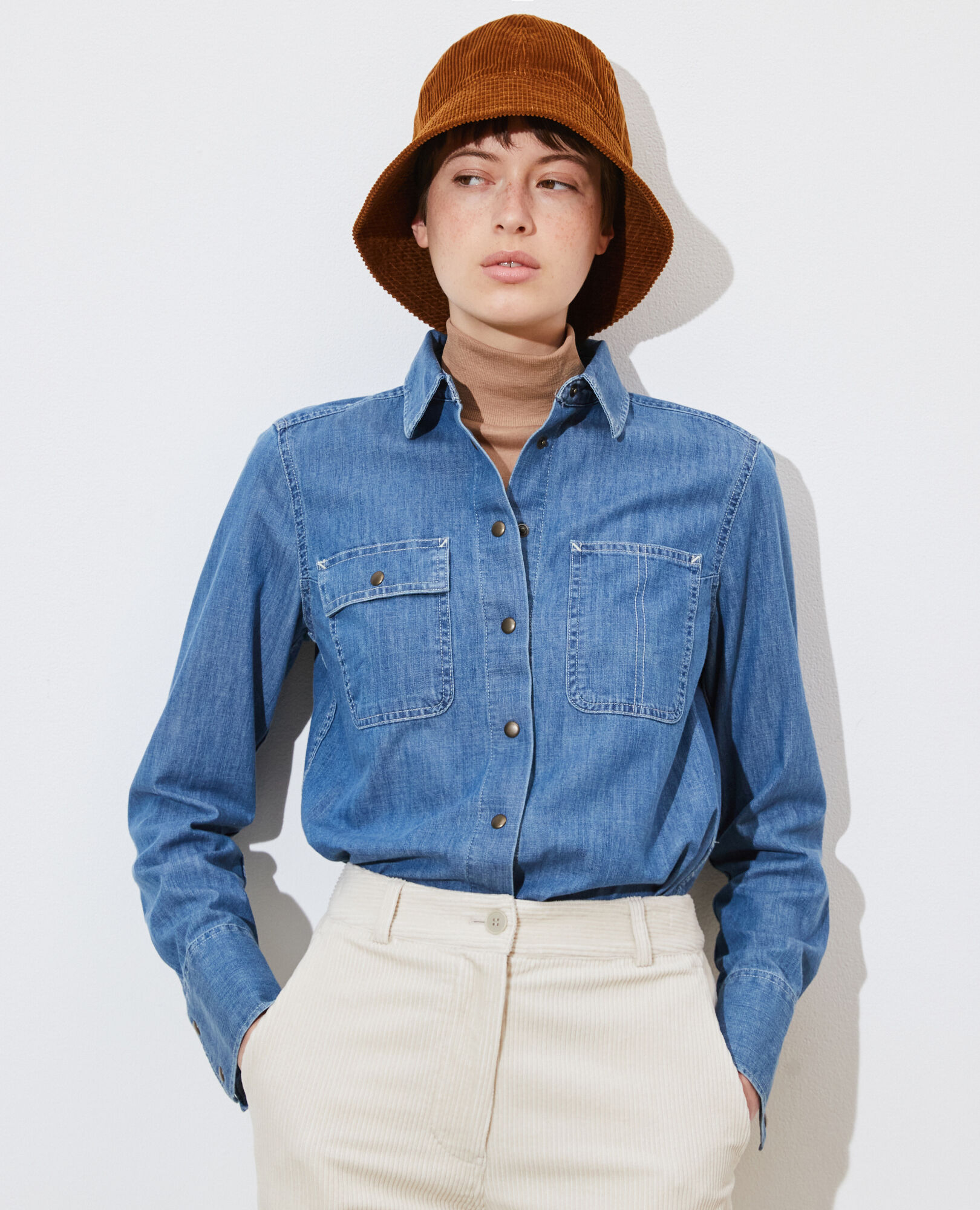 Denim shirt with asymmetric pockets Denim blue Ladigna