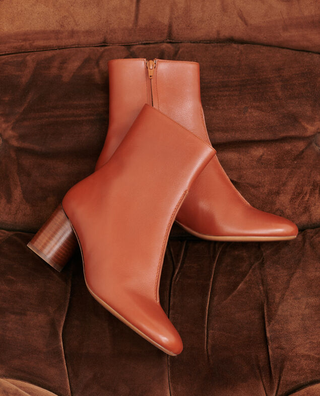 Leather heeled boots