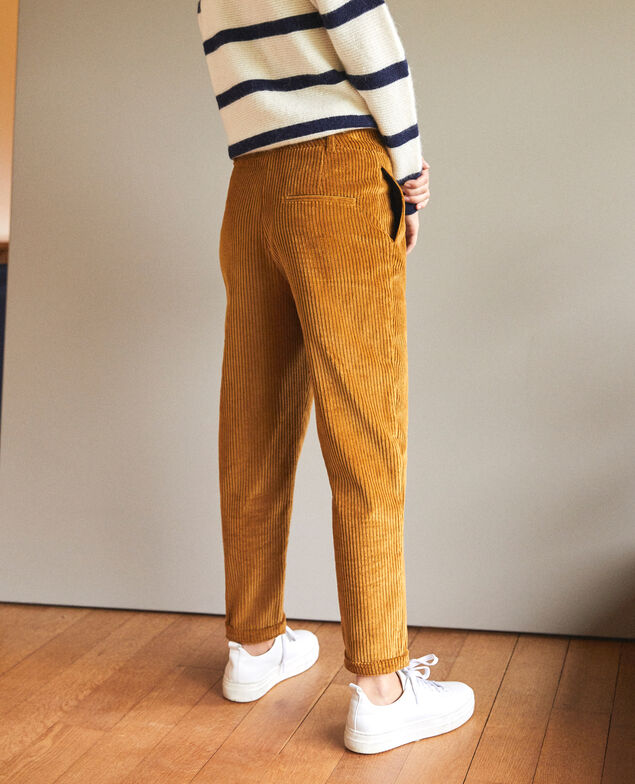 Ribbed corduroy trousers Golden brown