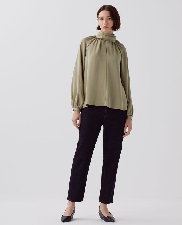 Flowing blouse I560 covert green