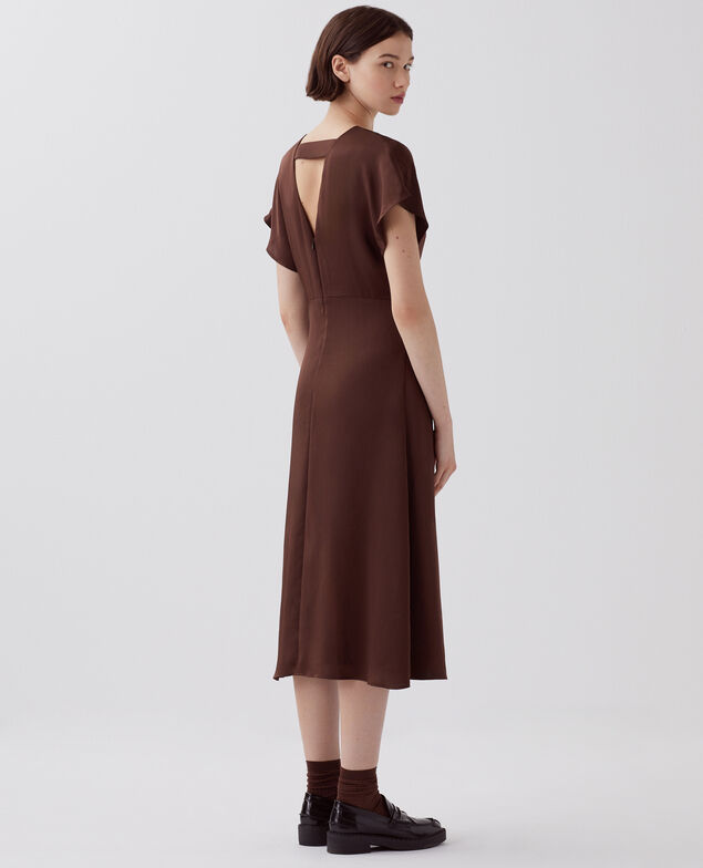 Flowing dress I390 coffee bean