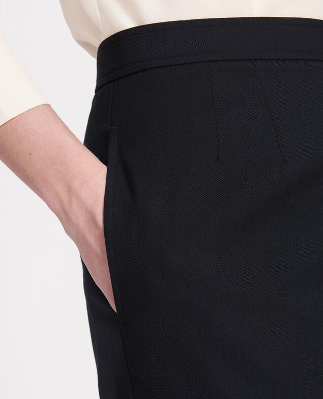 Smooth wool bermuda shorts Black beauty
