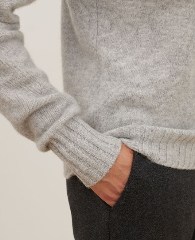 Cashmere polo neck jumper