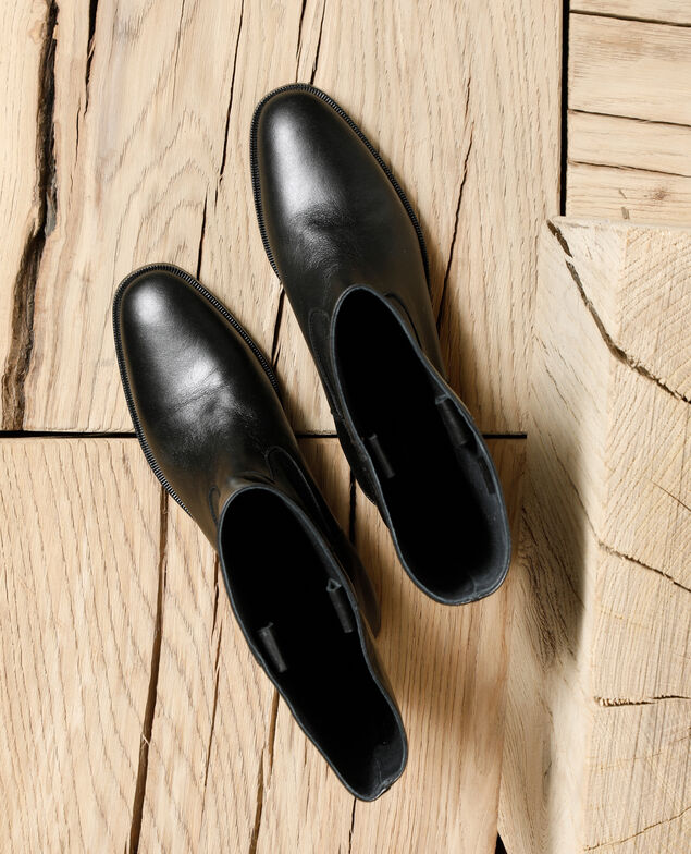 Smooth leather boots Black