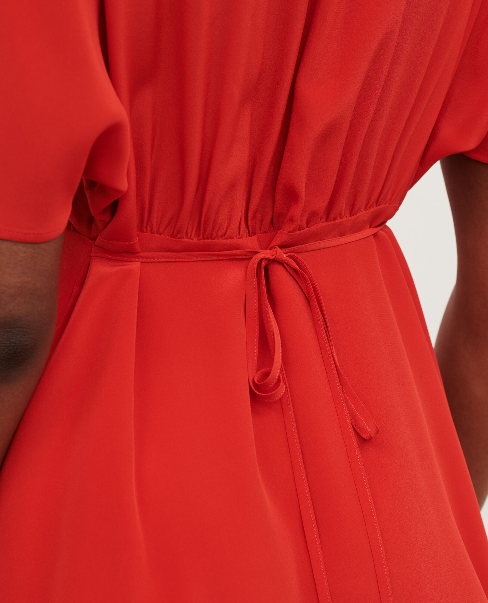 And other stories waist knot best sale midi dress