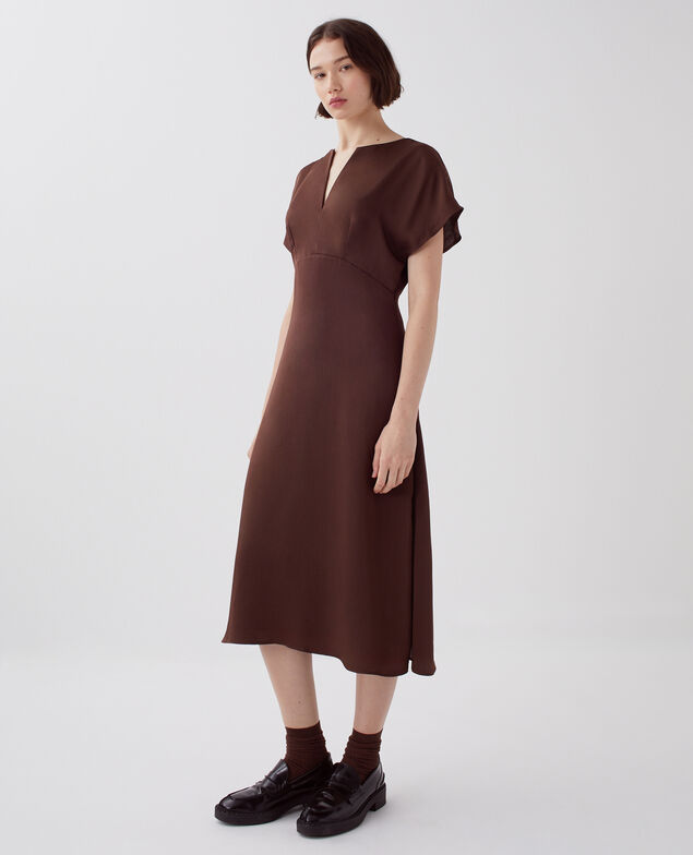Flowing dress I390 coffee bean