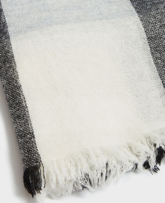 Cashmere scarf