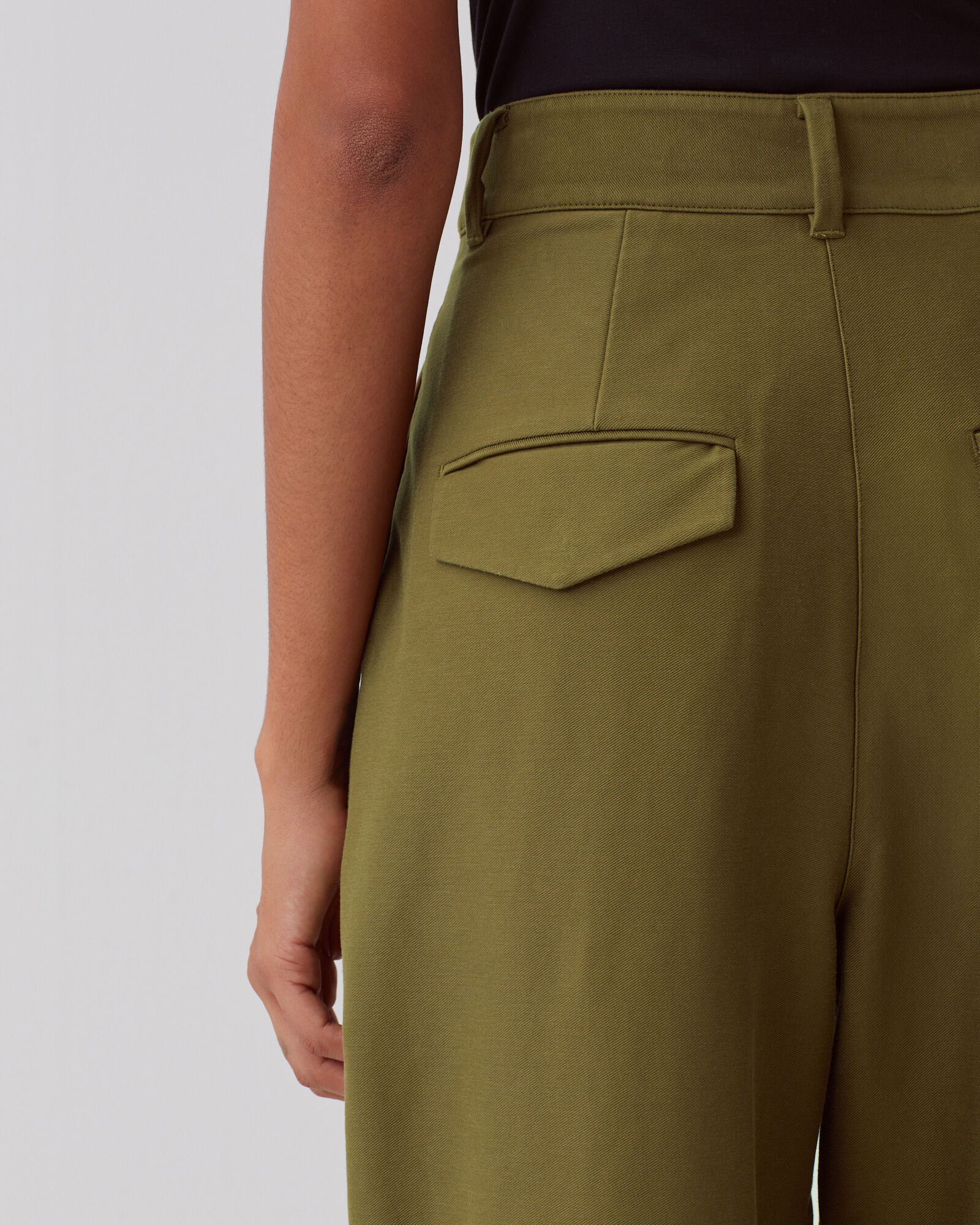 Carrot trousers shop