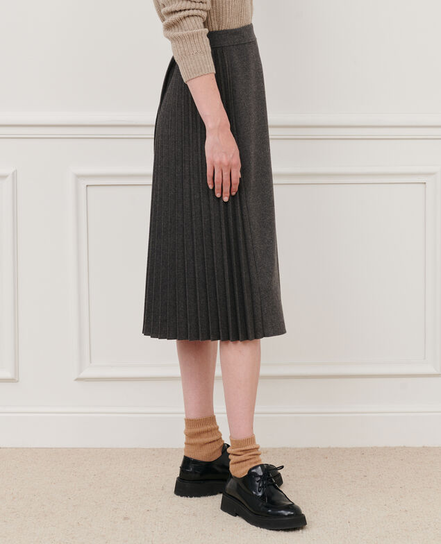 Flannel pleated skirt