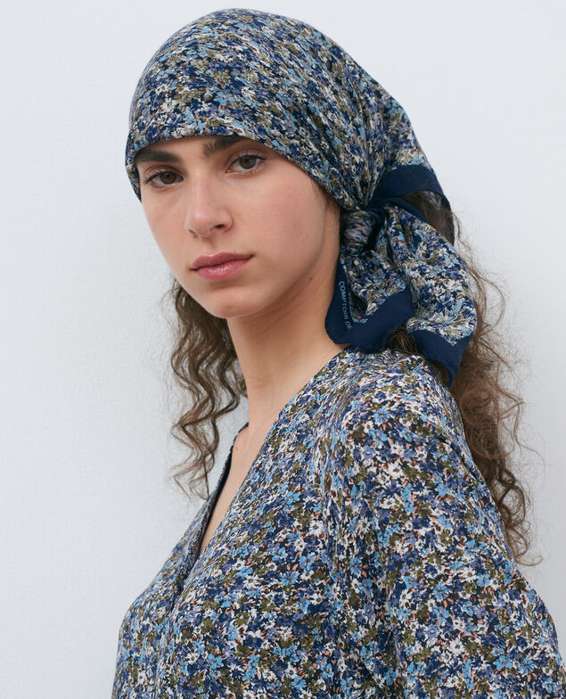 Printed wool scarf Stone blue