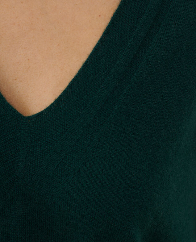 Cashmere V-neck jumper