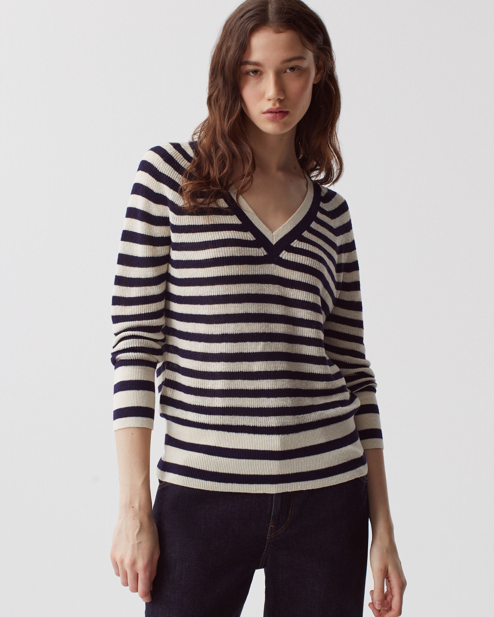 Grey sales thin jumper