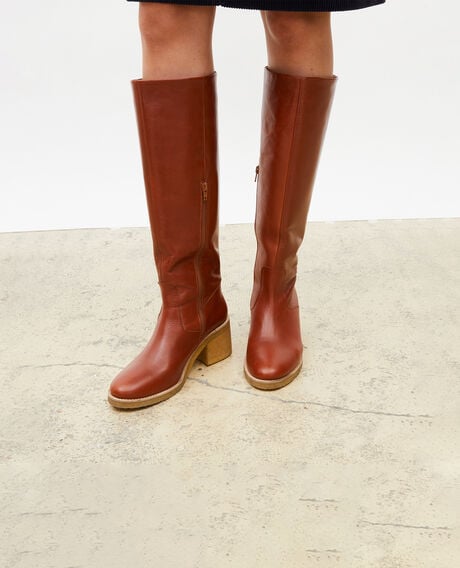 Leather boots with a crepe sole Brandy brown Mayenne