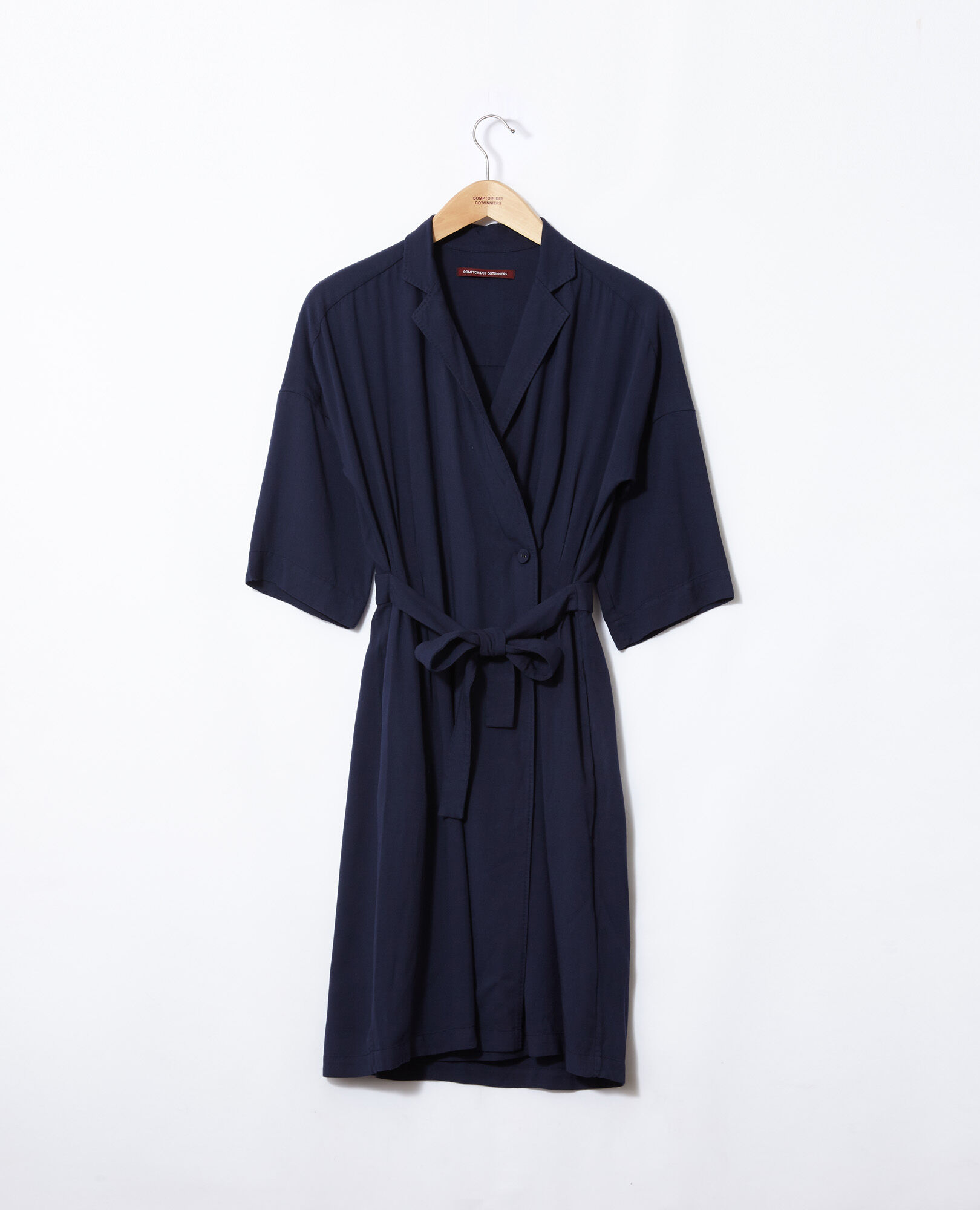 robe satin fine bretelle