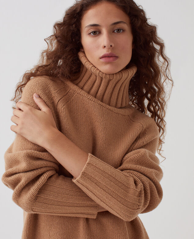 Wool roll neck jumper dress I321 camel