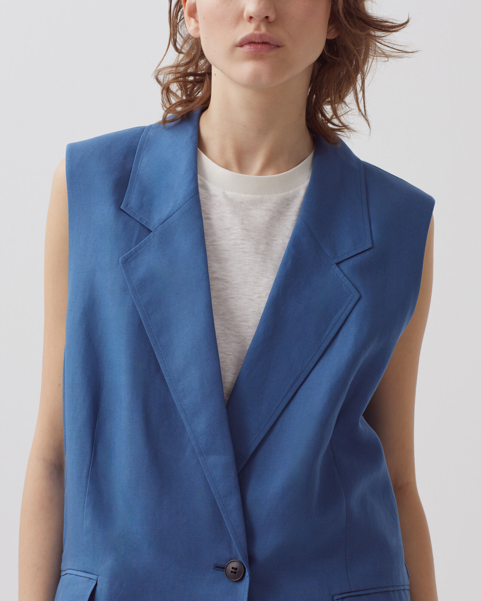 ベスト・ジレ   SS25 MELANGE FLANNEL BLAZER (K20K208080 P68) Italian Wool-Blend Flannel Blazer in Jackets & Outerwear | Vince