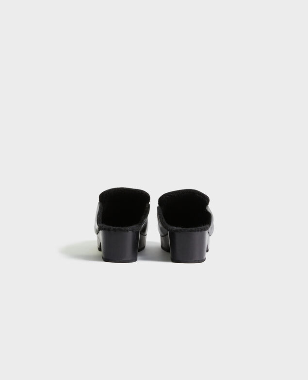 Leather clogs Black beauty