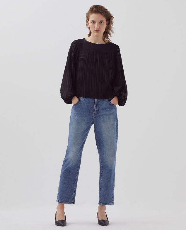 Pleated blouse H091 black beauty