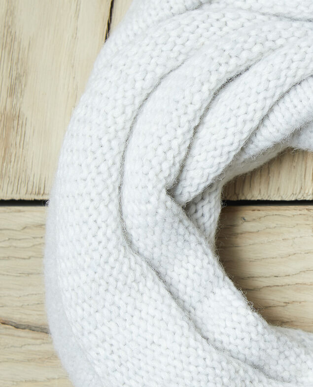 Chunky knit scarf White