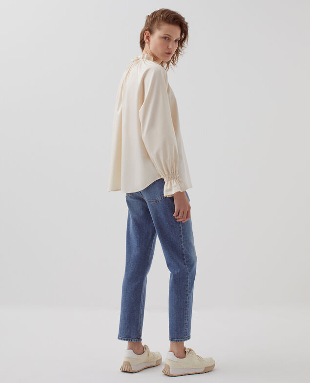 Ruffle neck shirt I300 pearled ivory