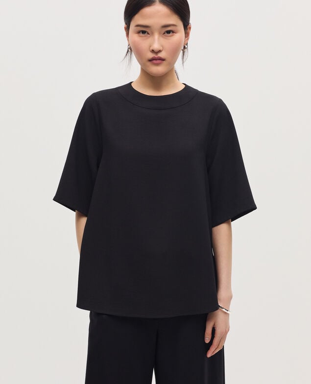 Silky crepe top H091 black beauty