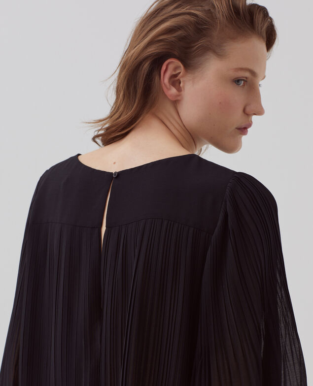 Pleated blouse H091 black beauty