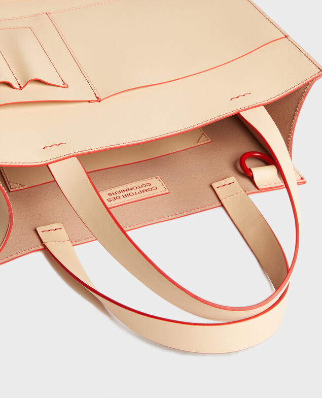 Leather bag Fiery red buttercream