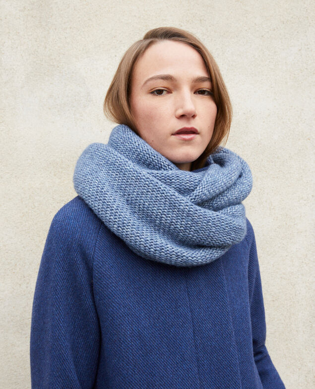 Chunky knit scarf Adriatic blue