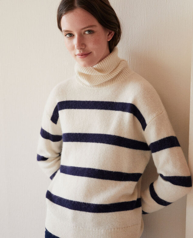 Roll neck jumper White