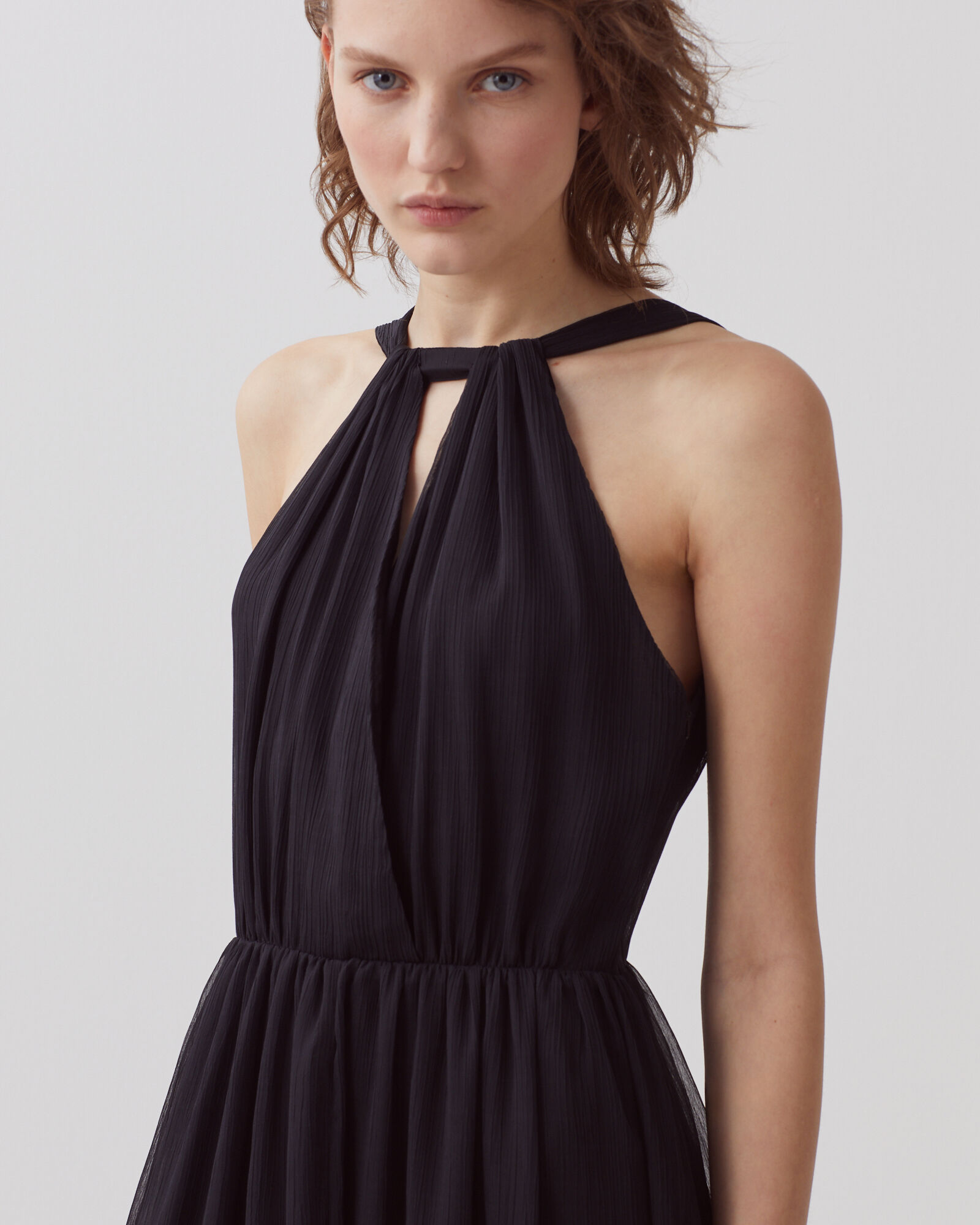 美品　完売品　SMOOTH OUT dress（BLACK）　サイズ1 Fitted dress with slit, Black - Sisley
