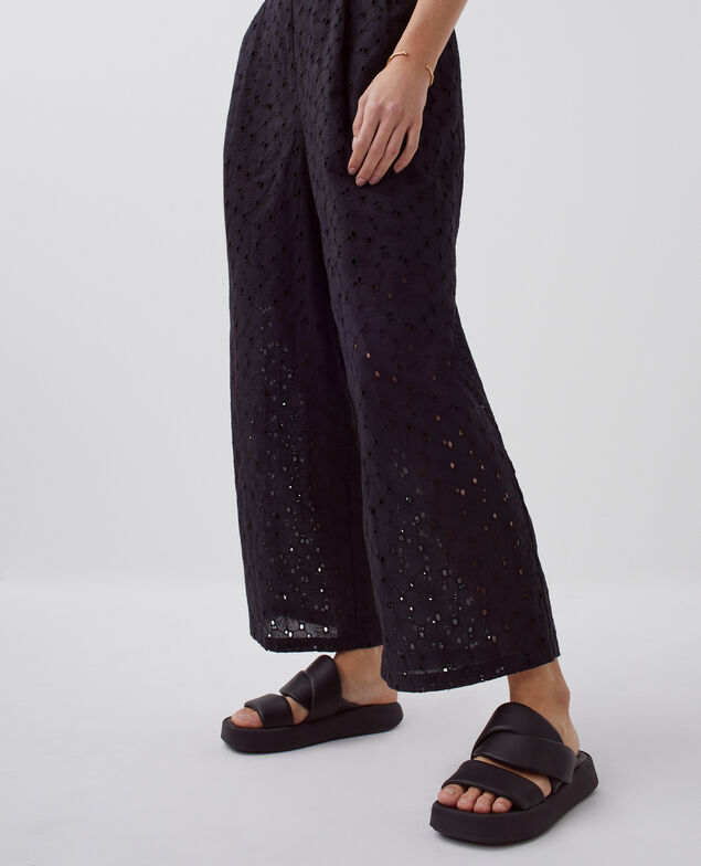 Broderie anglaise jumpsuit H091 black beauty