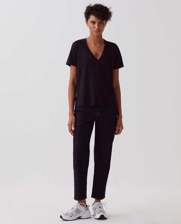 LEA - V-neck cotton t-shirt H091 black beauty
