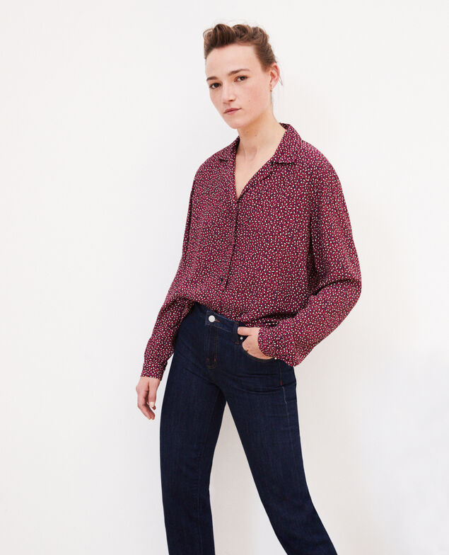 Deep neck shirt Red