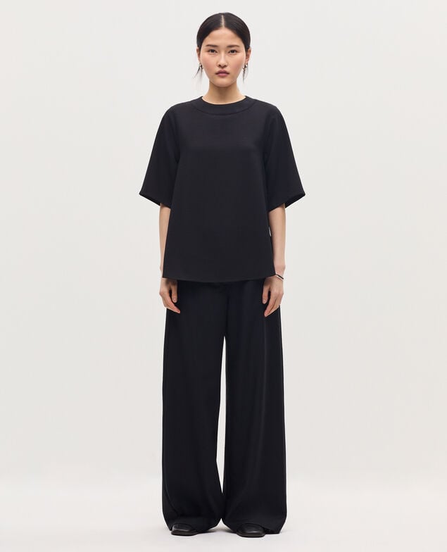 Silky crepe top H091 black beauty