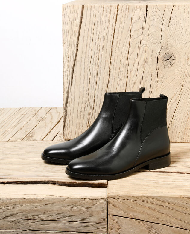 Smooth leather ankle boots Black