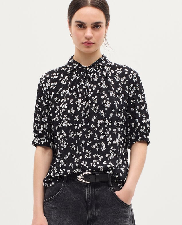 Short-sleeve silky blouse K094 daisy black