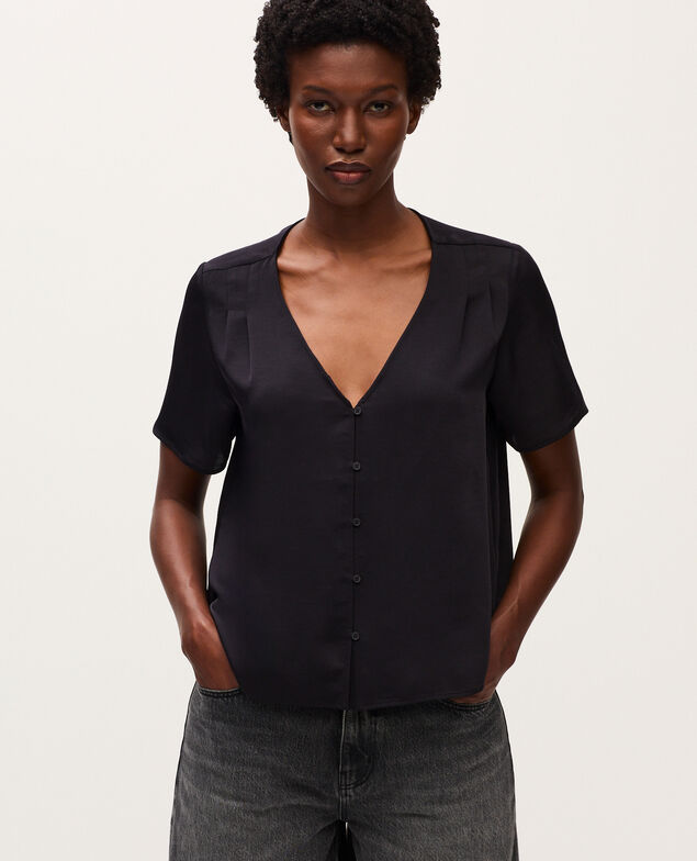 Silky V-neck blouse H091 black beauty