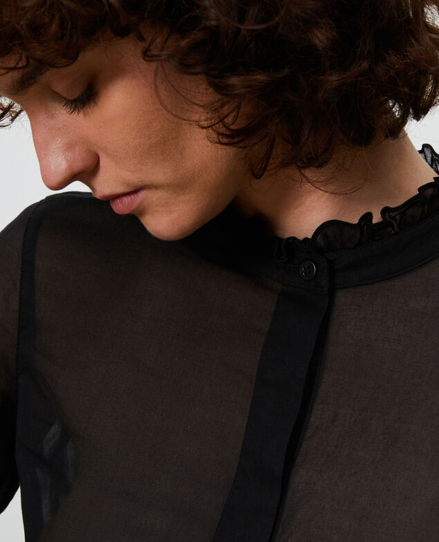 Ruffle neck shirt Black beauty