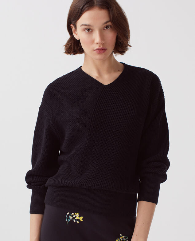 V-neck cotton jumper H091 black beauty